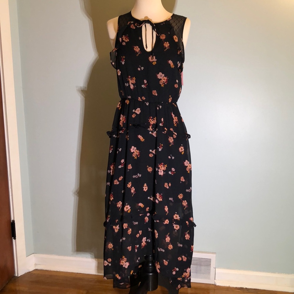 Floral Print Maxi Dress with Ruffle Detail